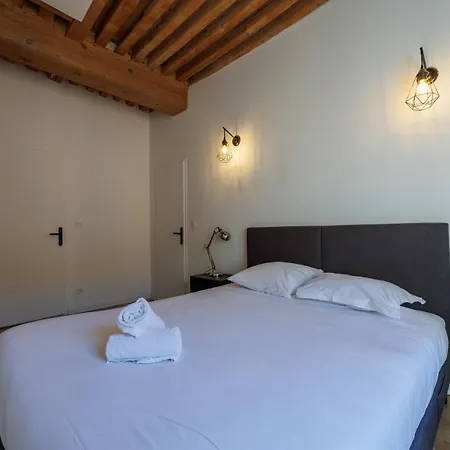 Apartamento Dify Burdeau - De *